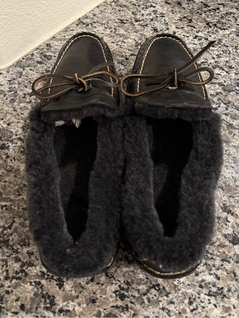 Men's Black ‘FRYE’ Leather Shearling-Lined Moccasin Slippers